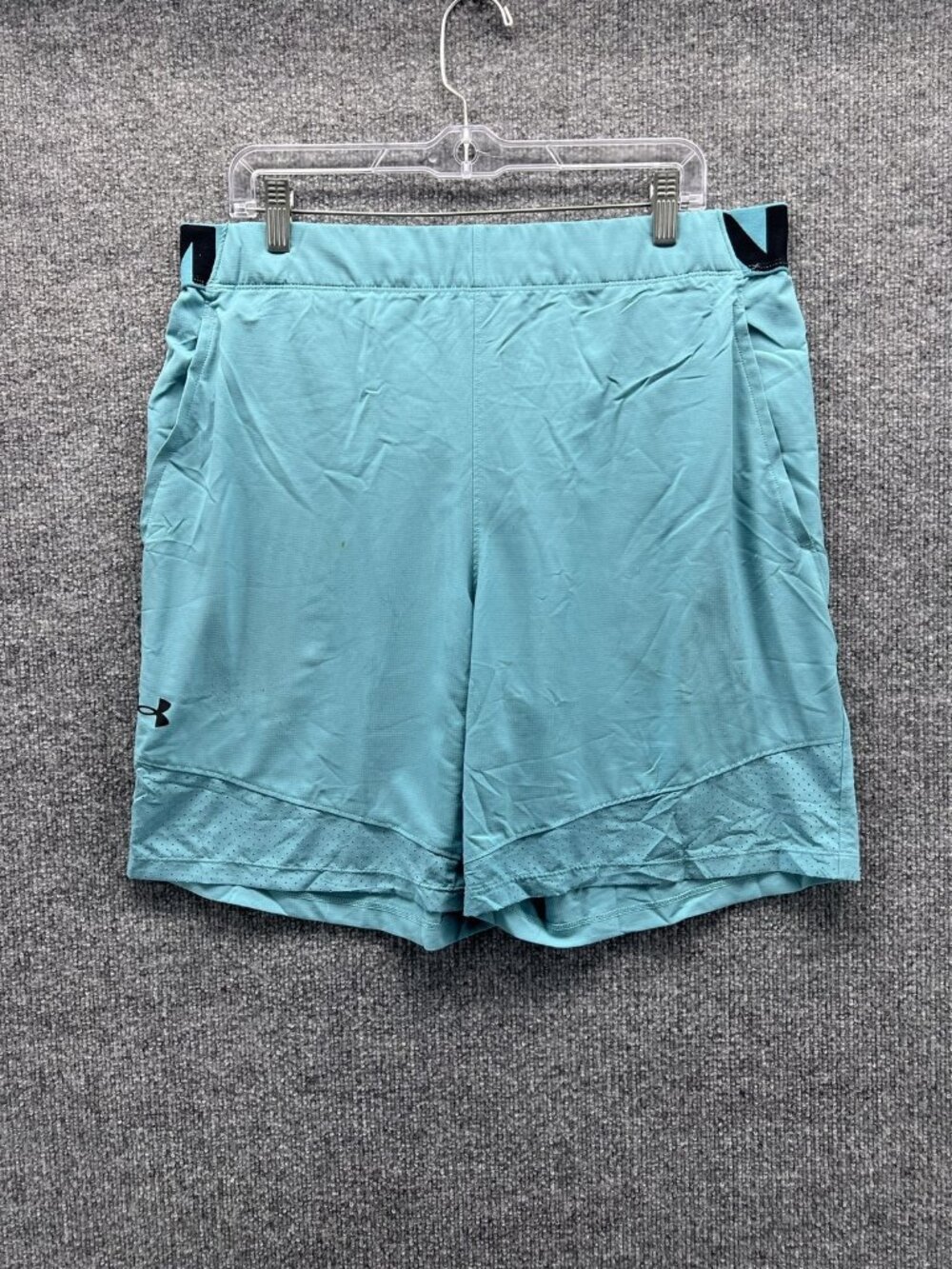 Under Armour HeatGear Shorts Mens XL Blue Running Athletic Mesh 9 Inseam